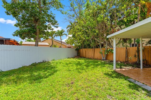 15332 SW 57th St, Miami, FL 33193