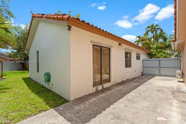 15332 SW 57th St, Miami, FL 33193