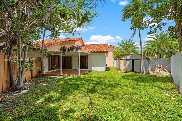 15332 SW 57th St, Miami, FL 33193