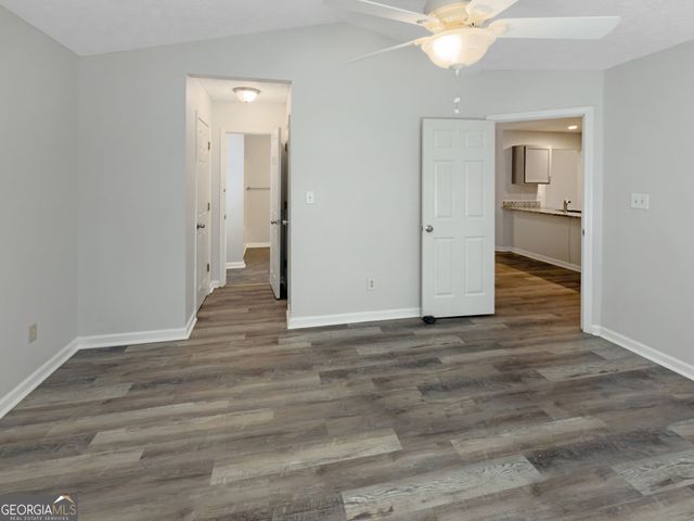 131 Oak Circle S, Stockbridge, GA 30281