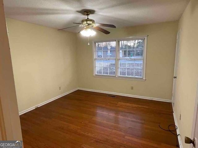 102 Starmount Drive, Valdosta, GA 31602