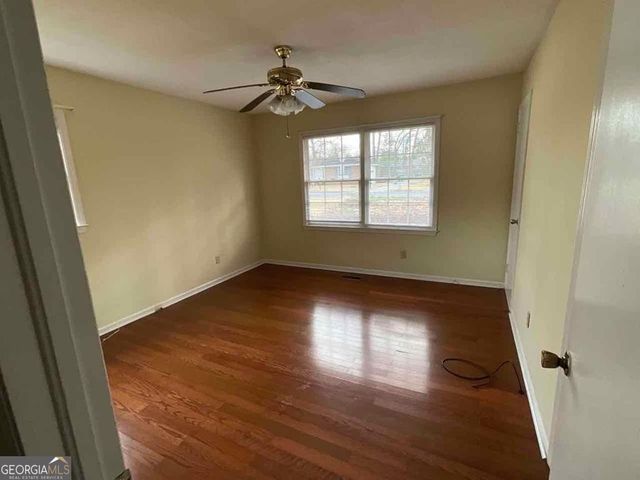 102 Starmount Drive, Valdosta, GA 31602