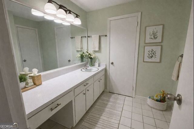 102 Starmount Drive, Valdosta, GA 31602