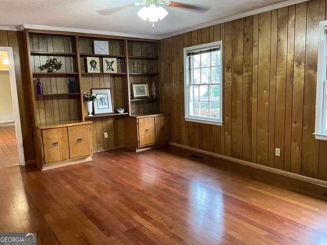 102 Starmount Drive, Valdosta, GA 31602