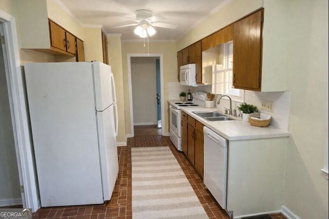 102 Starmount Drive, Valdosta, GA 31602