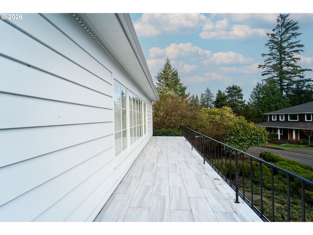 4901 Sw HUMPHREY PARK, Portland, OR 97221