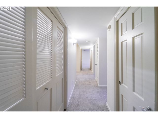 4901 Sw HUMPHREY PARK, Portland, OR 97221