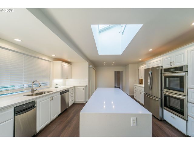 4901 Sw HUMPHREY PARK, Portland, OR 97221