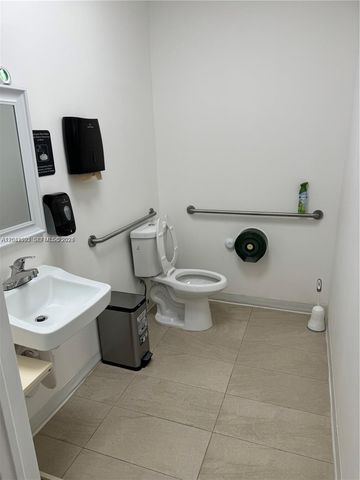 0000 W 20th Ln, Hialeah, FL 33016