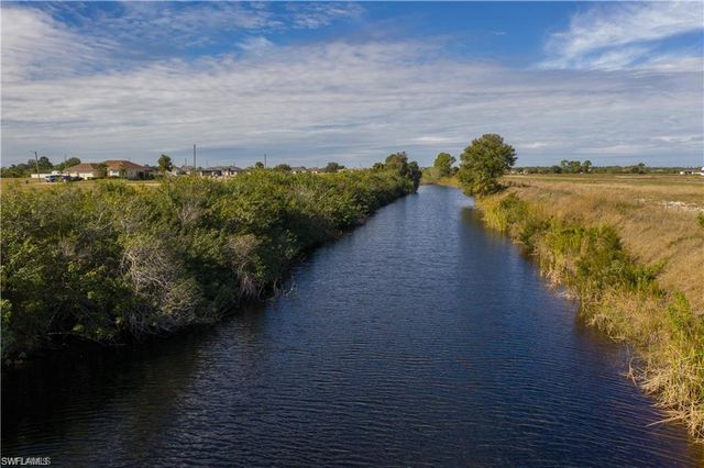 3923 NW 33rd PL, Cape Coral, FL 33993