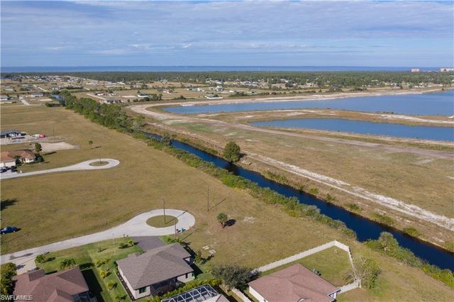 3923 NW 33rd PL, Cape Coral, FL 33993