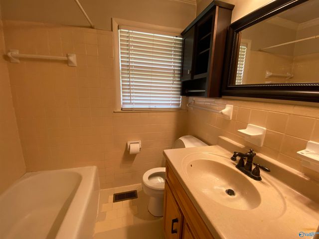 817 Chambers Drive, Huntsville, AL 35801