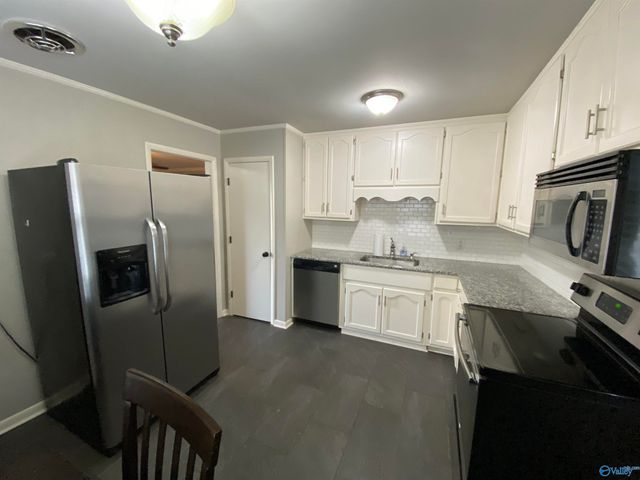 817 Chambers Drive, Huntsville, AL 35801