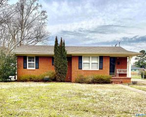 817 Chambers Drive, Huntsville, AL 35801