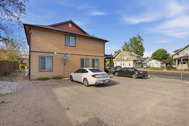 803 W Knox Ave, Spokane, WA 99205
