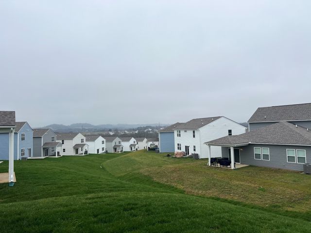 3258 Barrel Oak Pass, Columbia, TN 38401