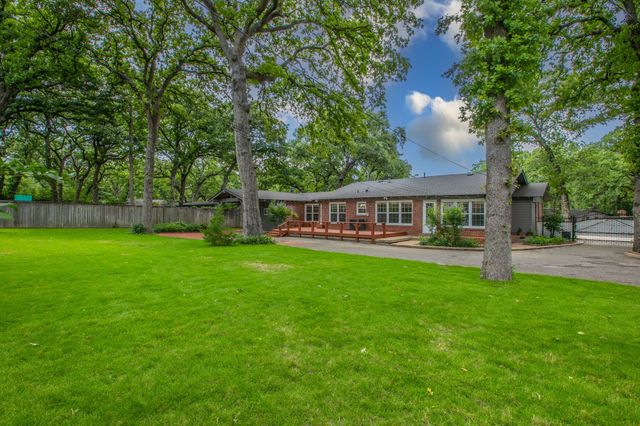 1312 W Lavender Lane, Arlington, TX 76013