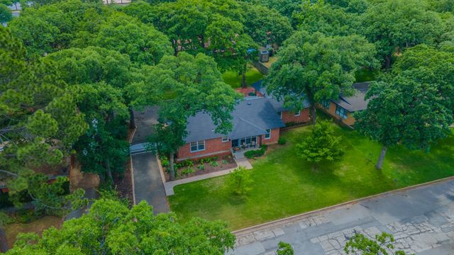 1312 W Lavender Lane, Arlington, TX 76013