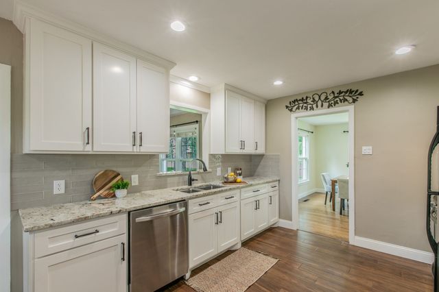 1312 W Lavender Lane, Arlington, TX 76013
