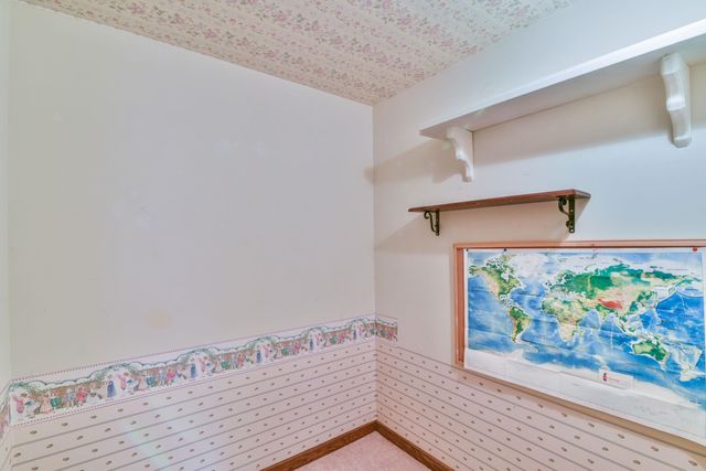 2723 W Keywest St, Wichita, KS 67204