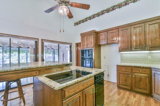 2723 W Keywest St, Wichita, KS 67204