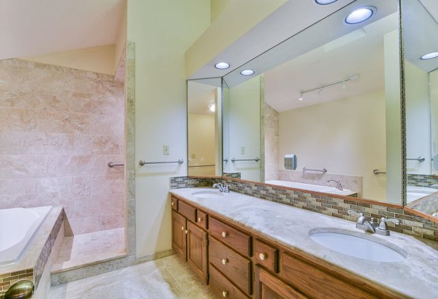 2723 W Keywest St, Wichita, KS 67204