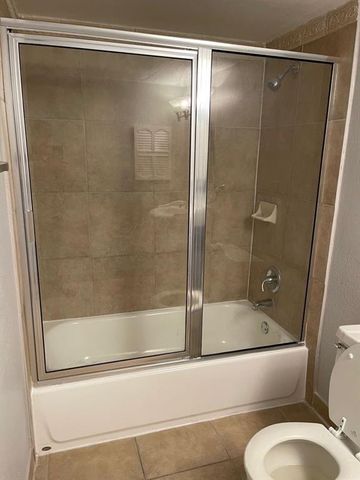 2820 S Bartell Drive 24, Houston, TX 77054