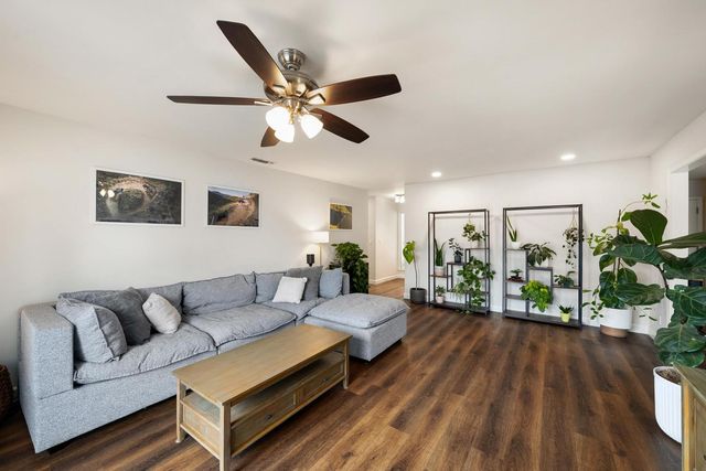 970 Sierra View Cir, Auburn, CA 95603