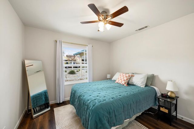 970 Sierra View Cir, Auburn, CA 95603