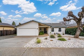 970 Sierra View Cir, Auburn, CA 95603