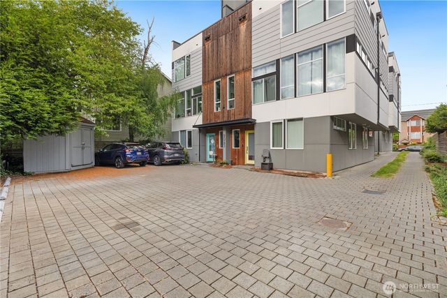 9043 C Mary Avenue NW, Seattle, WA 98117