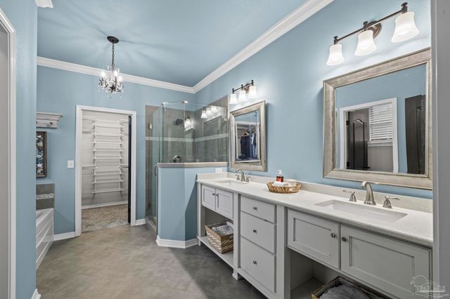 5442 Southlake Dr, Pace, FL 32571