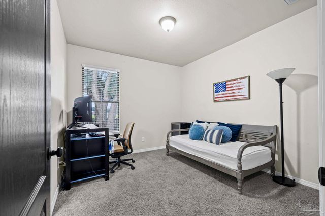 5442 Southlake Dr, Pace, FL 32571