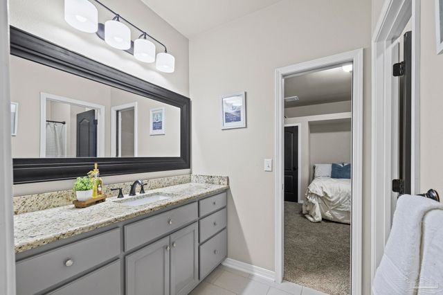 5442 Southlake Dr, Pace, FL 32571