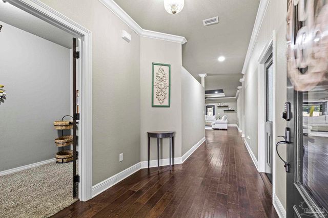 5442 Southlake Dr, Pace, FL 32571