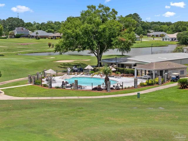 5442 Southlake Dr, Pace, FL 32571