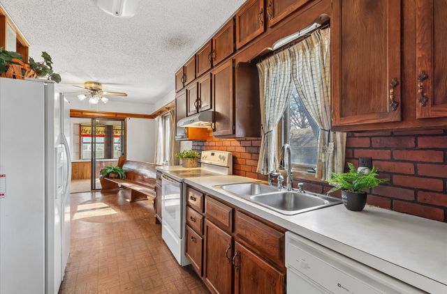 3805 Bowdoin Street, Des Moines, IA 50313