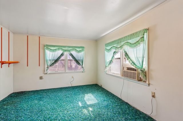 3805 Bowdoin Street, Des Moines, IA 50313