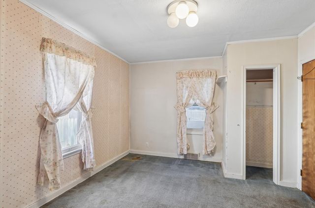 3805 Bowdoin Street, Des Moines, IA 50313