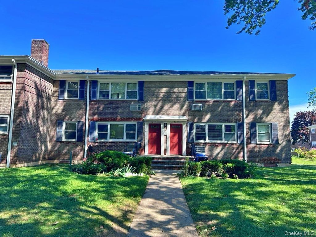 68-15 150 Street 209, Kew Garden Hills, NY 11367 — exterior