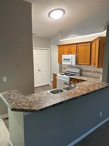 213 Hunters Lane Ne 21, Rockford City, MI 49341