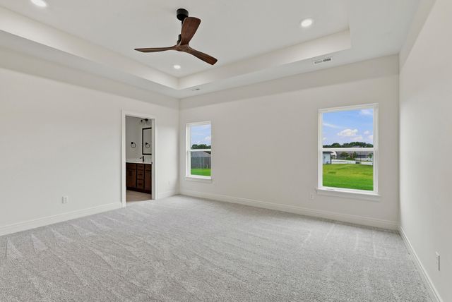 5863 ARBOR POINTE PKY, Columbia, MO 65202