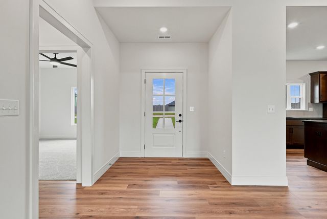 5863 ARBOR POINTE PKY, Columbia, MO 65202