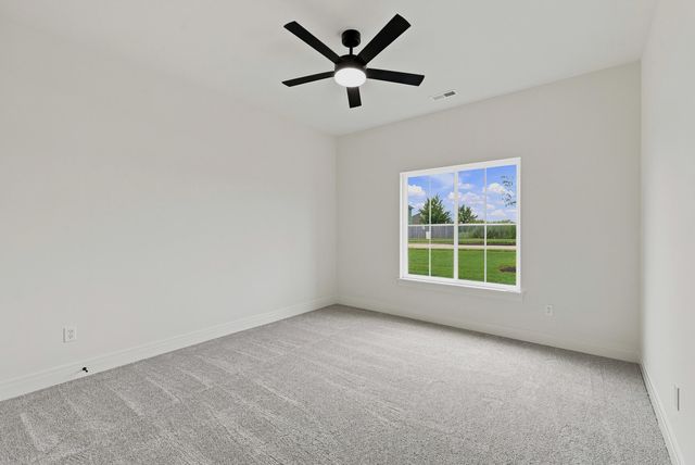 5863 ARBOR POINTE PKY, Columbia, MO 65202