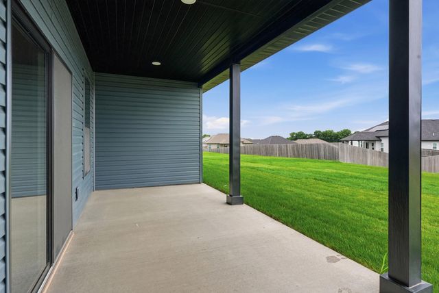 5863 ARBOR POINTE PKY, Columbia, MO 65202
