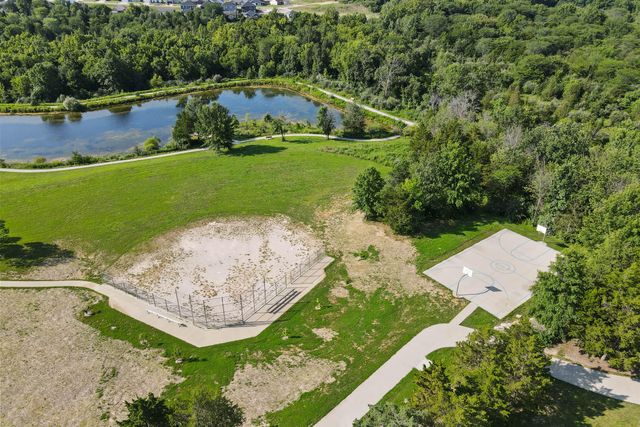 5863 ARBOR POINTE PKY, Columbia, MO 65202