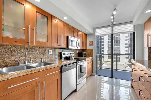 18151 NE 31st Ct 602, Aventura, FL 33160