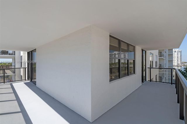 18151 NE 31st Ct 602, Aventura, FL 33160