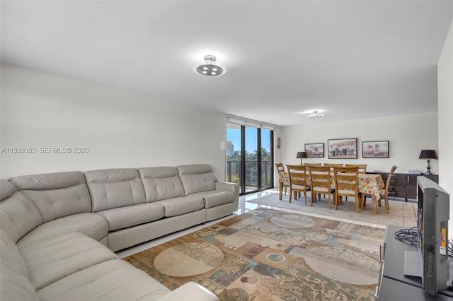 18151 NE 31st Ct 602, Aventura, FL 33160