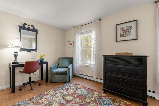 725 Waverly Rd, North Andover, MA 01845